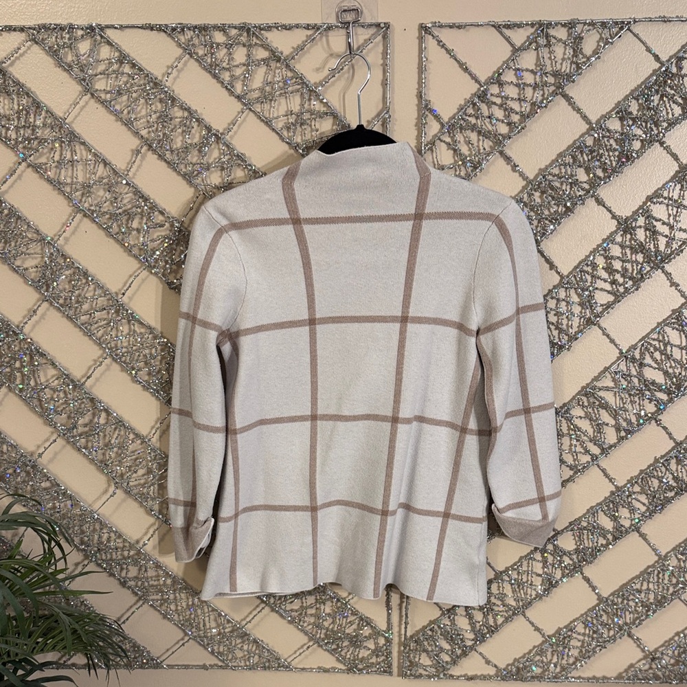 Tahari Cream and Tan Plaid Cardigan